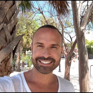 Meet your Posher, Marc